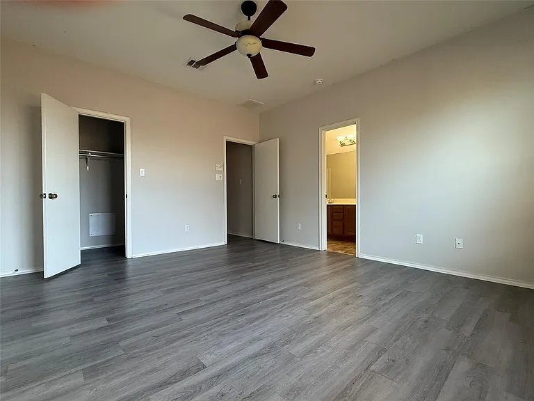 1722 E Mesa Park Cv — Photo 13