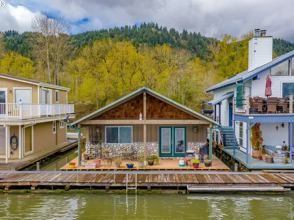 25000 NW Saint Helens Rd #7, Portland, OR 97231