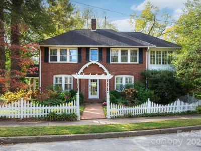 5 Celia Pl, Asheville, NC, 28801
