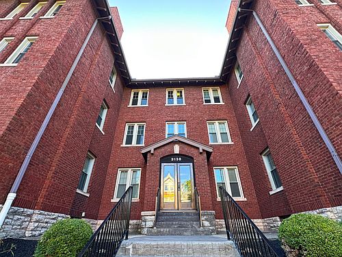 2nd image of 3138 Bishop St APT 4
