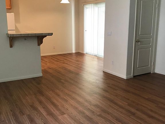 5th image of 3-4145 Maryland St #3
