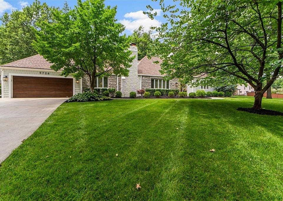 1st image of 5726 Howe Dr