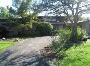 21 Graymoor Ln, Olympia Fields, IL 60461