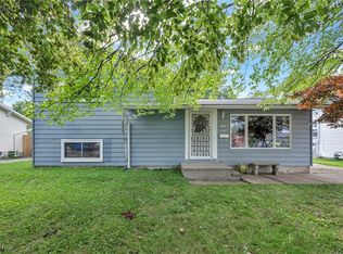 910 West Dr, Sheffield Lake, OH 44054