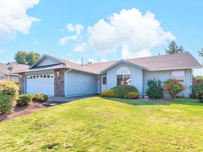 2052 SW Nebraska Ave, Grants Pass, OR, 97527