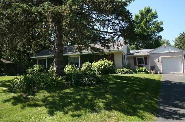 1st image of 4143 Hazel St N