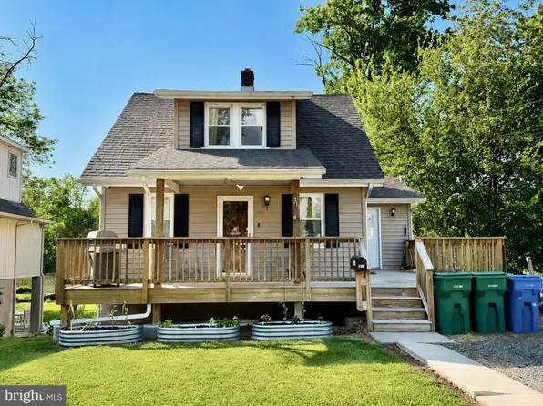 311 Neshaminy Rd, Croydon, PA 19021