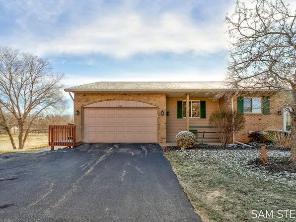 7180 Grand Village Ln SW, Grandville, MI 49418