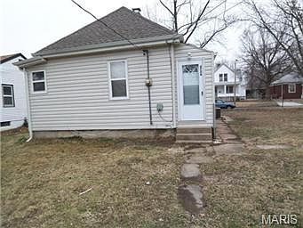 2nd image of 6726 Roberts Ave