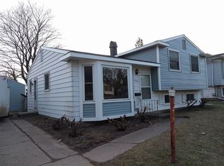 3301 Hepfer Rd, Lansing, MI 48911