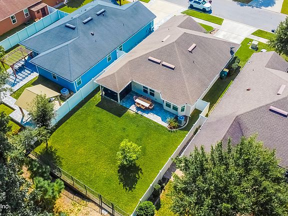 2nd image of 15061 DURBIN COVE Way
