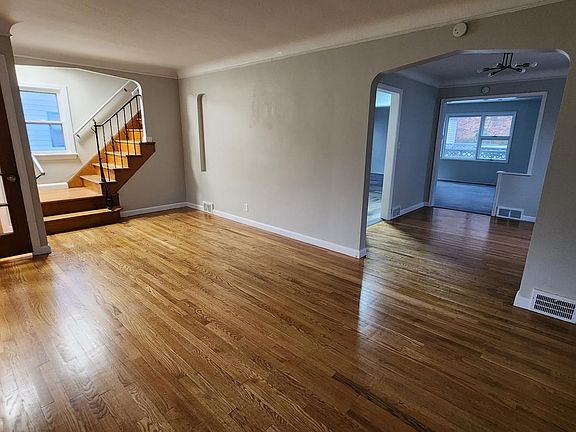 4th image of 24430 Elsmere Dr
