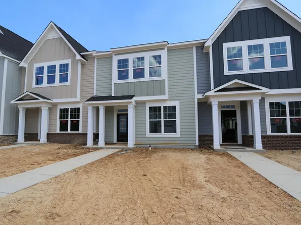 3105 Cathedral Comb Dr, Apex, NC 27502