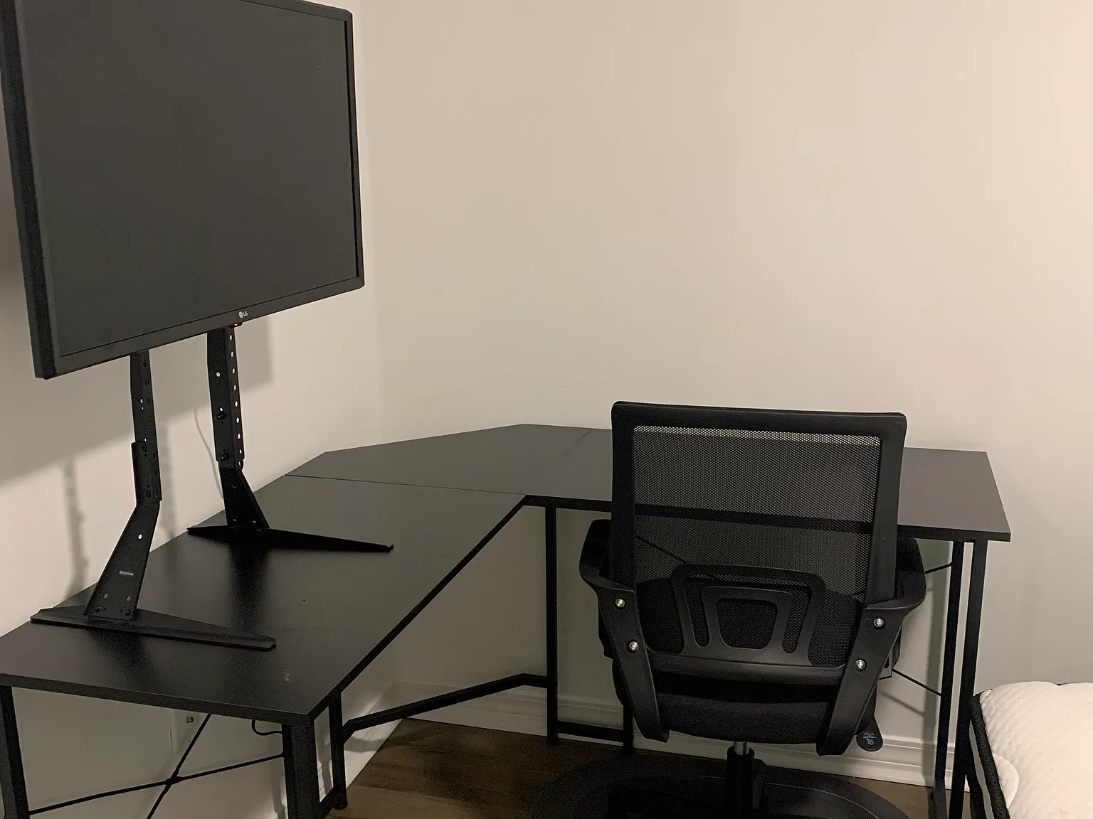 3 bed, 1187 sqft, $800 — Photo 3