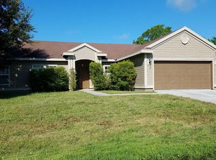 930 Tahiti Ave SE, Palm Bay, FL 32909