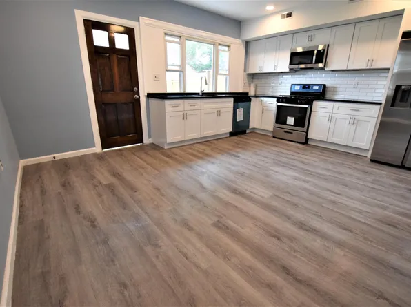 7836 Craig St, Philadelphia, PA 19136