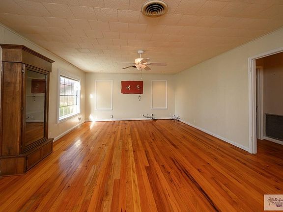 2nd image of 370 E Gem Ave