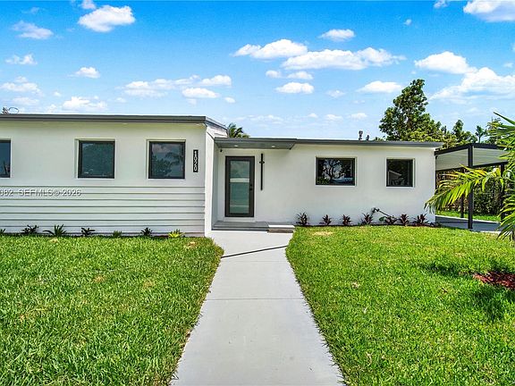 5th image of 1020 NW 197th Ter