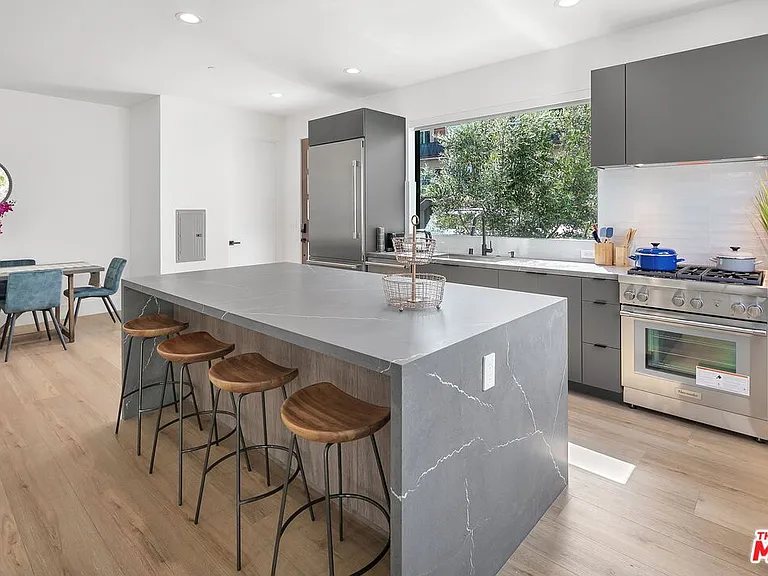 1236 N Spaulding Ave #3 — Photo 6