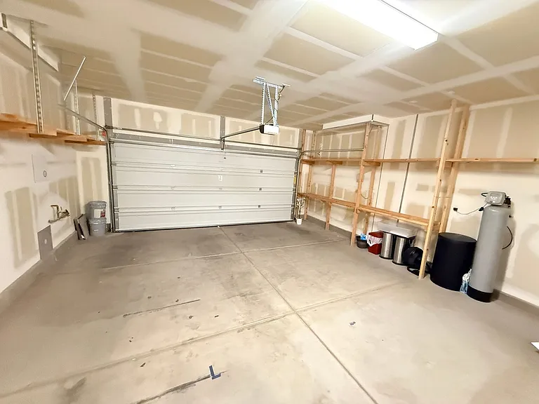 10854 Gentle Crest Ave — Photo 26