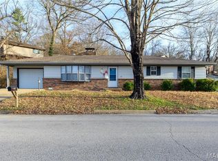1401 Hull Valley Dr, Waynesville, MO 65583