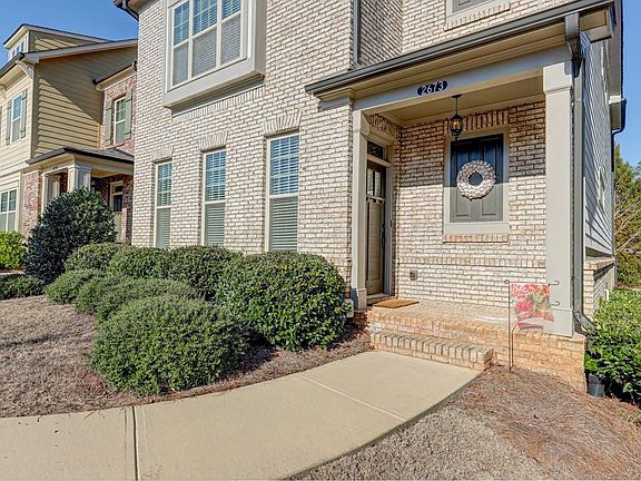 3rd image of 2673 Telfair Ln SE