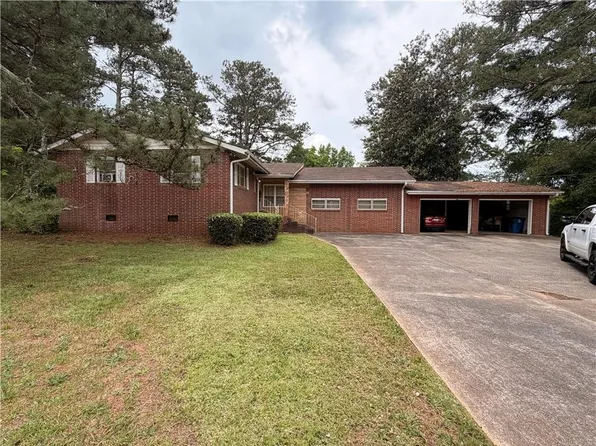 125 Greenway Park Dr, McDonough, GA 30253