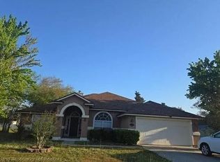 452 S Martin Lakes Dr, Jacksonville, FL 32220