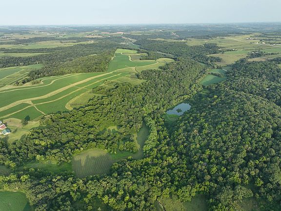 2nd image of 1582 Arbor Rd