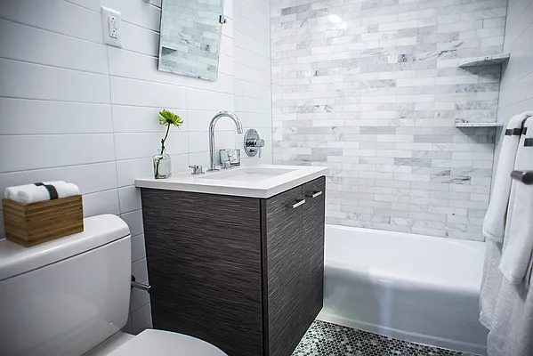 Sold by Argent Advisors LLC | media 20