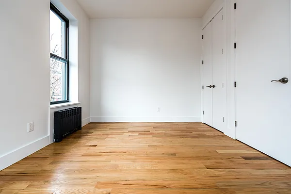 Rented by Nooklyn NYC LLC | media 23