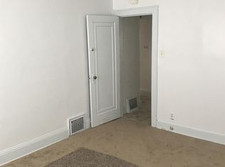2575 N 39th St, Milwaukee, WI 53210