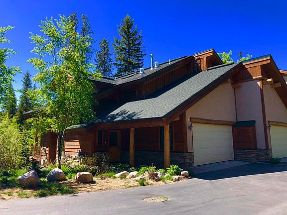3rd image of 12 Yukon Ln