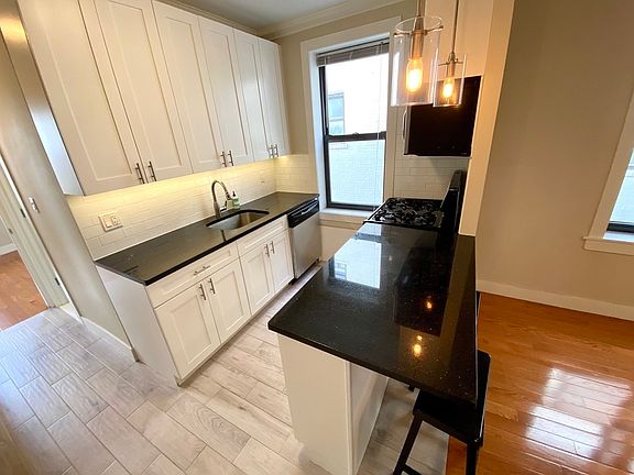 4th image of 21-51 23rd St #C4