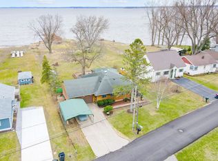 N1020 Lake Dr, Edgerton, WI 53534