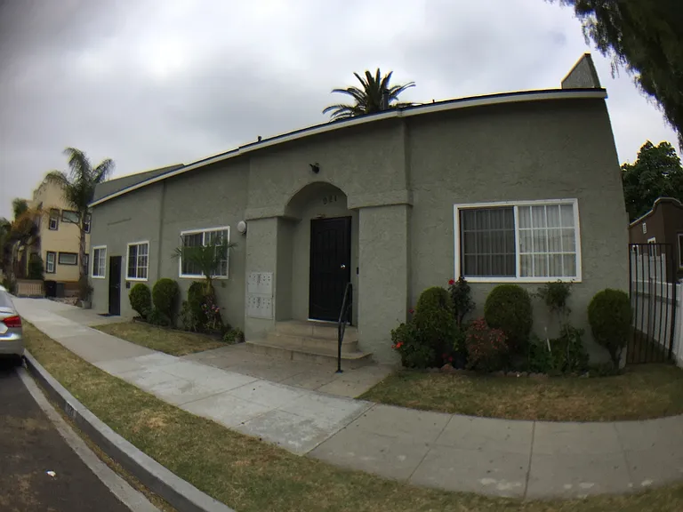 921 Sartori — Photo 2