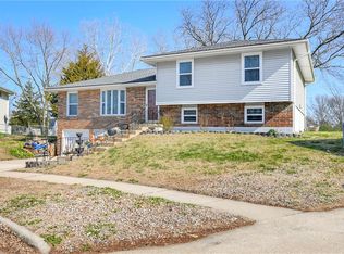 1529 Franklin St, Leavenworth, KS 66048