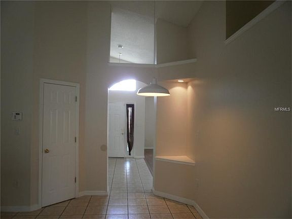 4th image of 7527 Country Run Pkwy