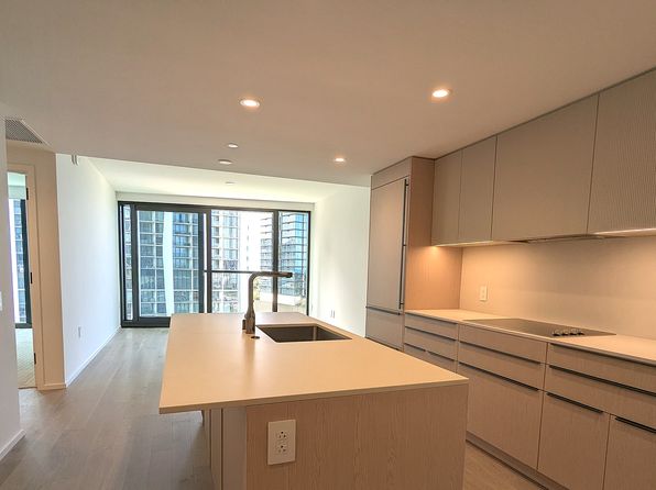 333 Ward Ave #9F