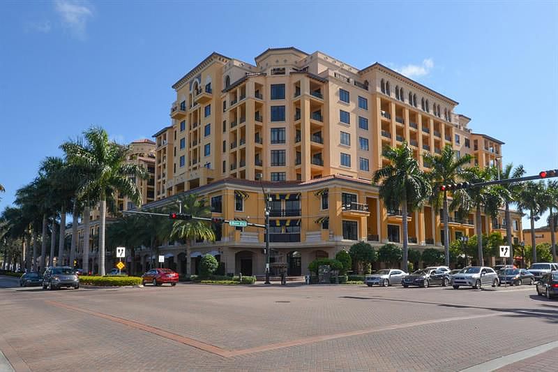 1st image of 200 E Palmetto Park Rd APT 17