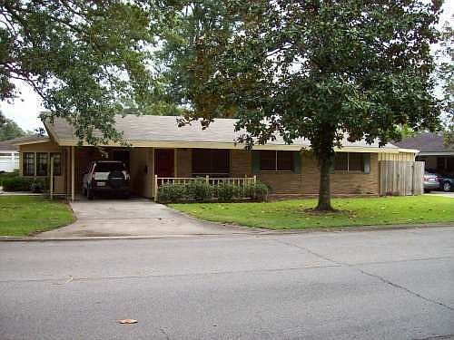 2nd image of 207 El Paso Dr