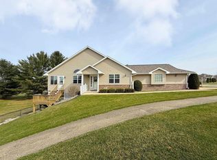 Country Ridge Condominium, Columbus, WI 53925