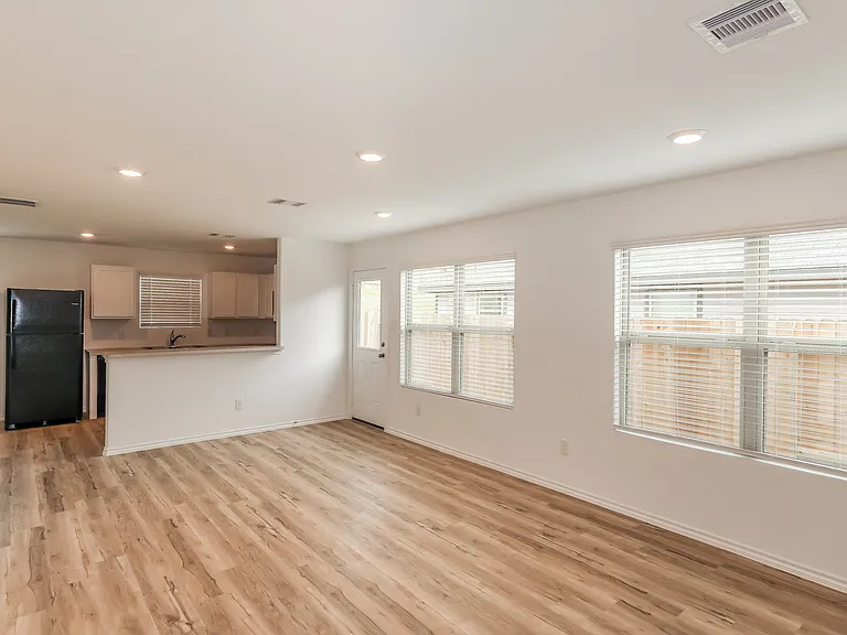 11106 N Lake Mist Ln — Photo 3