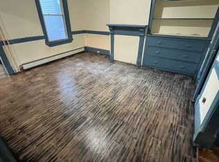 584 3rd St APT 1, Albany, NY 12206