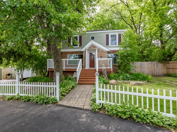 40378 N Kenosha Rd, Beach Park, IL 60099