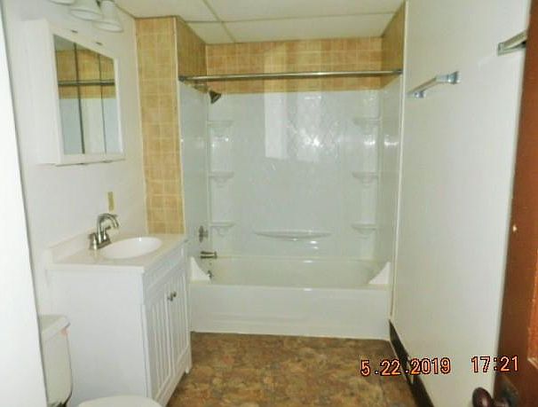 2nd image of 507 W College Ave APT 6