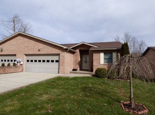 305 Woodcrest Dr, Beckley, WV 25801