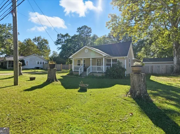 318 N Dogwood St, Villa Rica, GA 30180