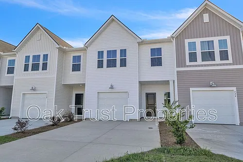 726 Ridgley Dr Photo 1