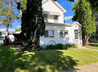 106 7th Ave S, Princeton, MN 55371